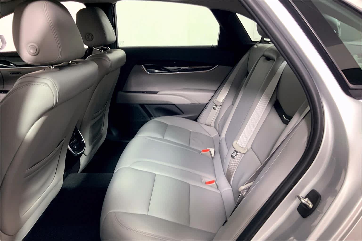 Used 2016 Cadillac XTS Luxury w/ Driver Awareness Package FWD image 20