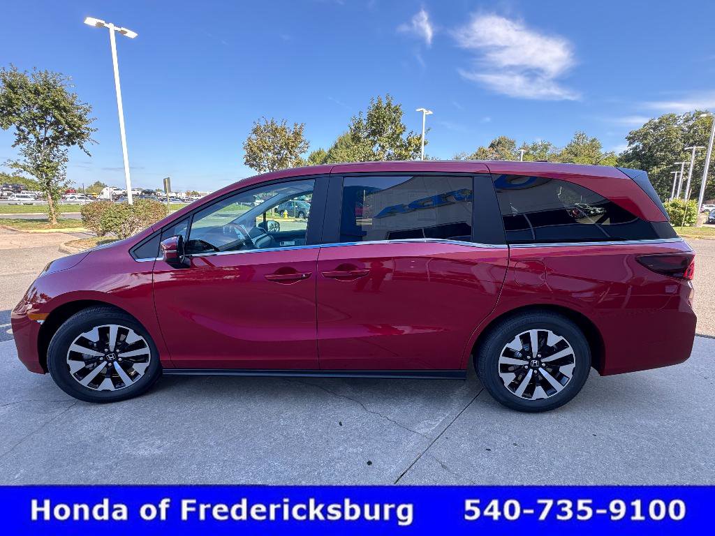 Certified 2026 Honda Odyssey EX-L image 2