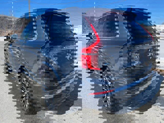 New 2026 Volvo XC90 B6 Plus w/ Protection Package Premier image 3