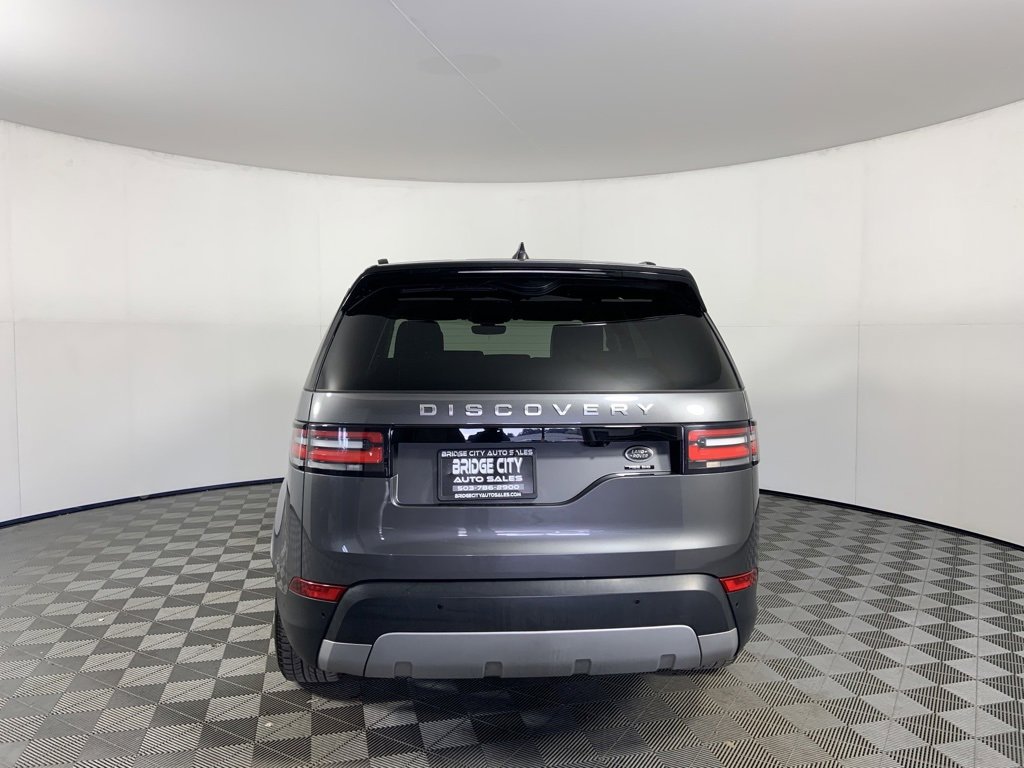 Used 2017 Land Rover Discovery HSE Luxury image 8