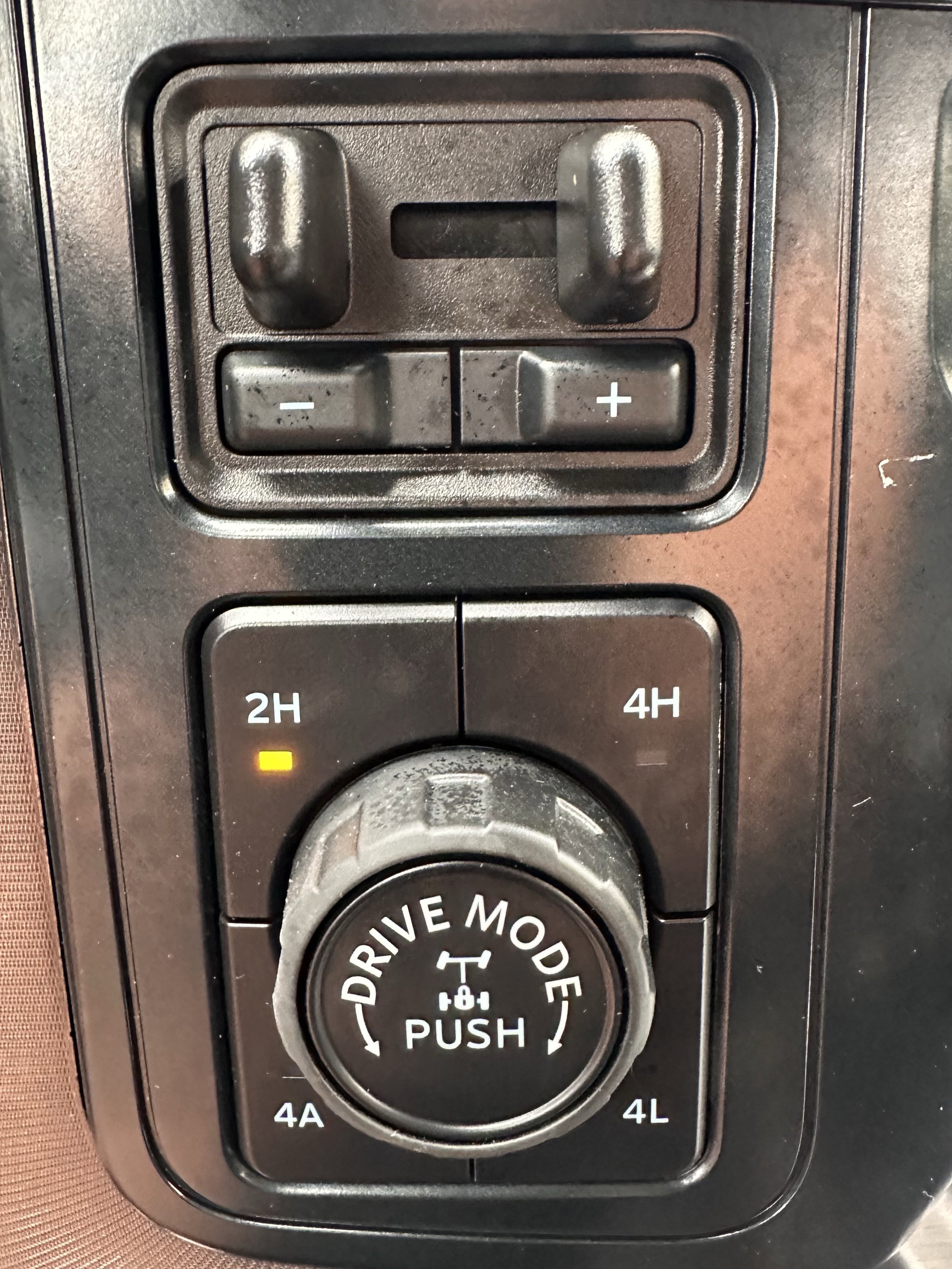 Used 2025 Ford F150 Platinum w/ Equipment Group 702A High image 21
