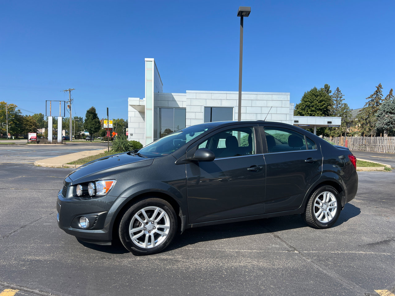 Used 2016 Chevrolet Sonic LT w/ Wheels and Fog Lamp Package