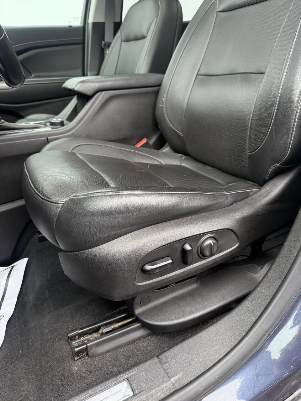 Used 2019 GMC Acadia SLT w/ LPO, Floor Liner Package image 20