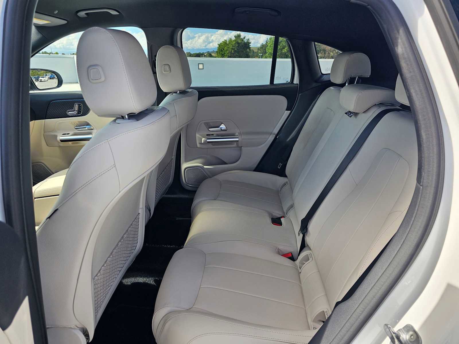 Used 2026 Mercedes-Benz GLA 250 image 16