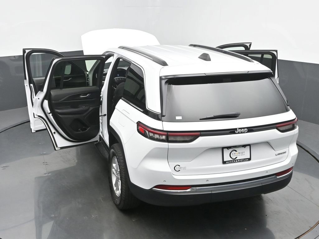 Used 2024 Jeep Grand Cherokee Laredo image 64