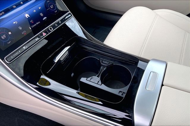 Certified 2025 Mercedes-Benz C 300 4MATIC Sedan image 13