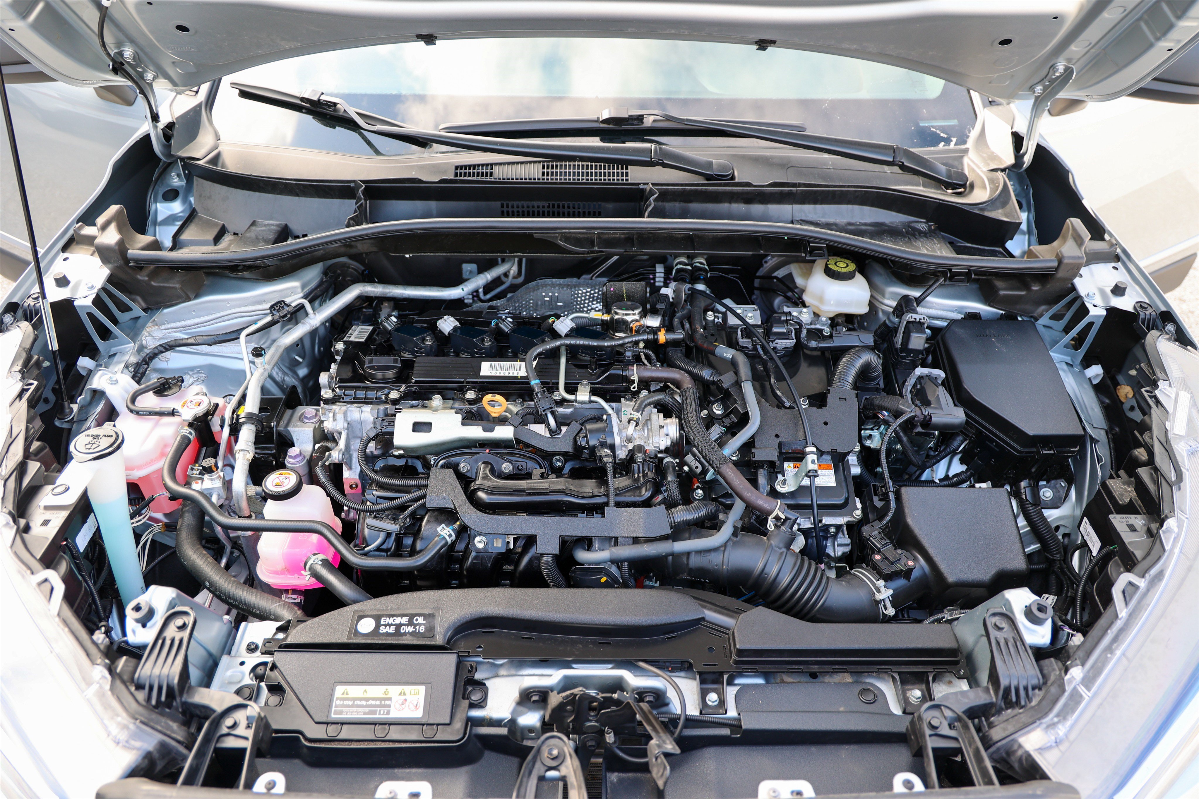 Used 2024 Toyota Corolla Cross AWD Hybrid image 25