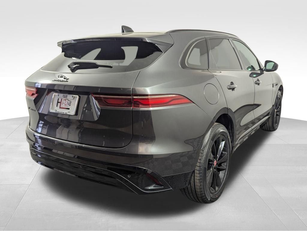 Used 2023 Jaguar F-PACE S image 22