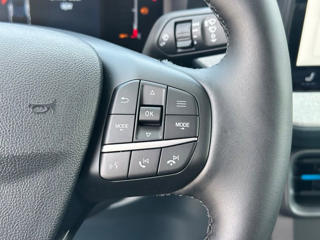 New 2025 Ford Maverick XLT w/ XLT Luxury Package image 15