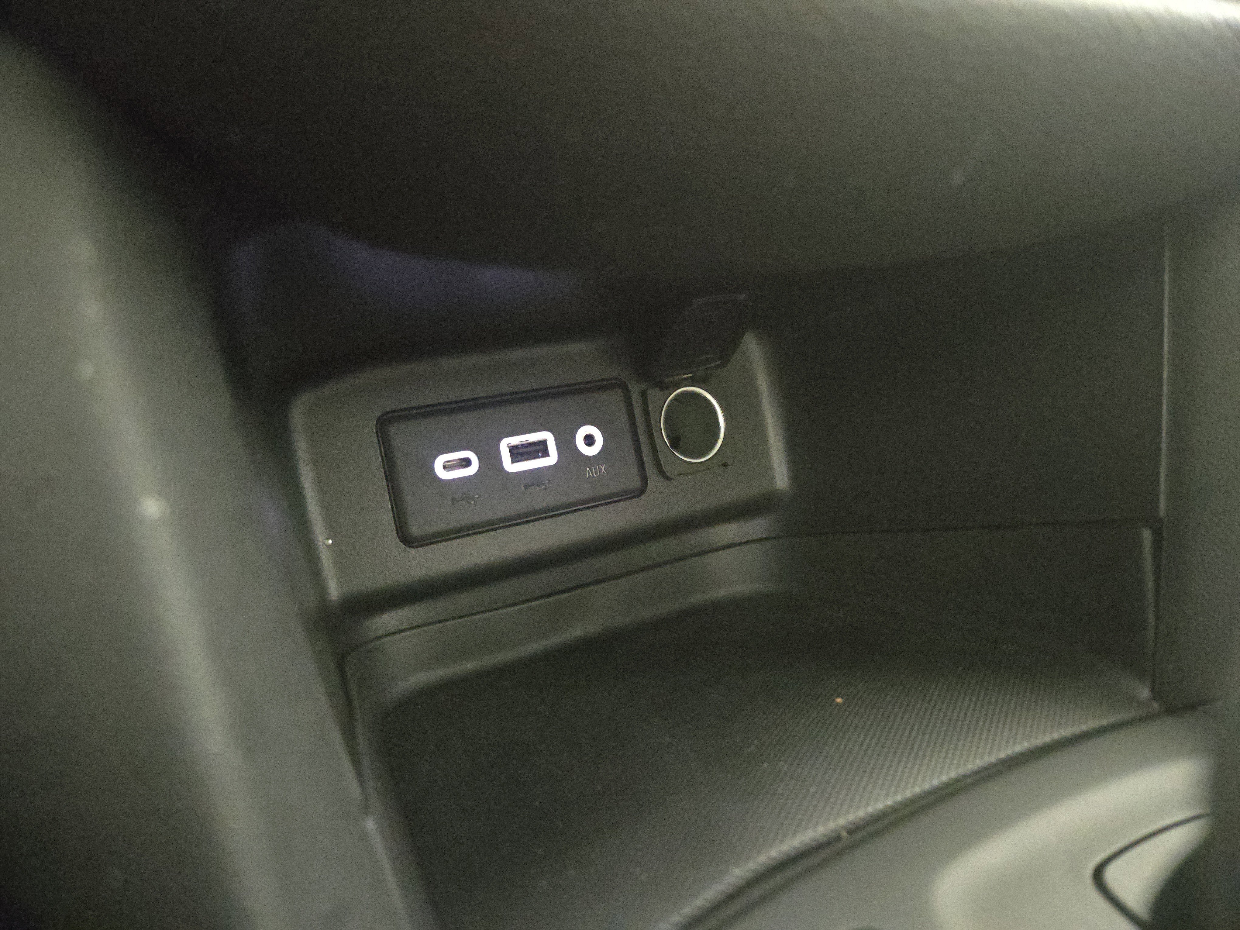 Used 2024 Chevrolet Equinox RS image 28