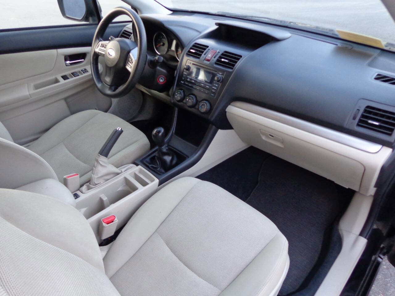 Used 2014 Subaru Crosstrek 2.0i Premium image 11