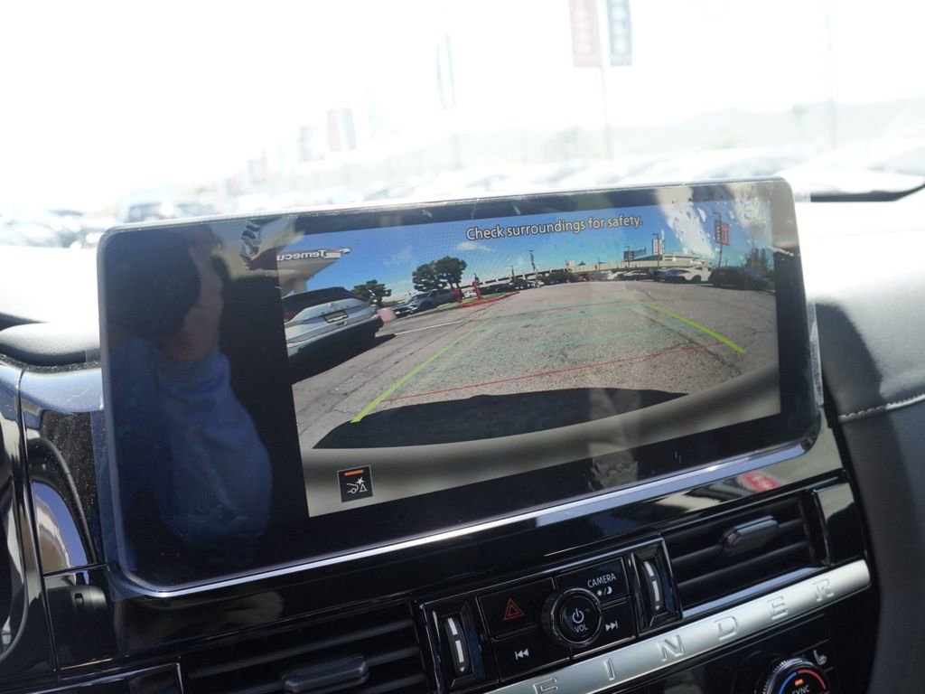 New 2026 Nissan Pathfinder SV image 12