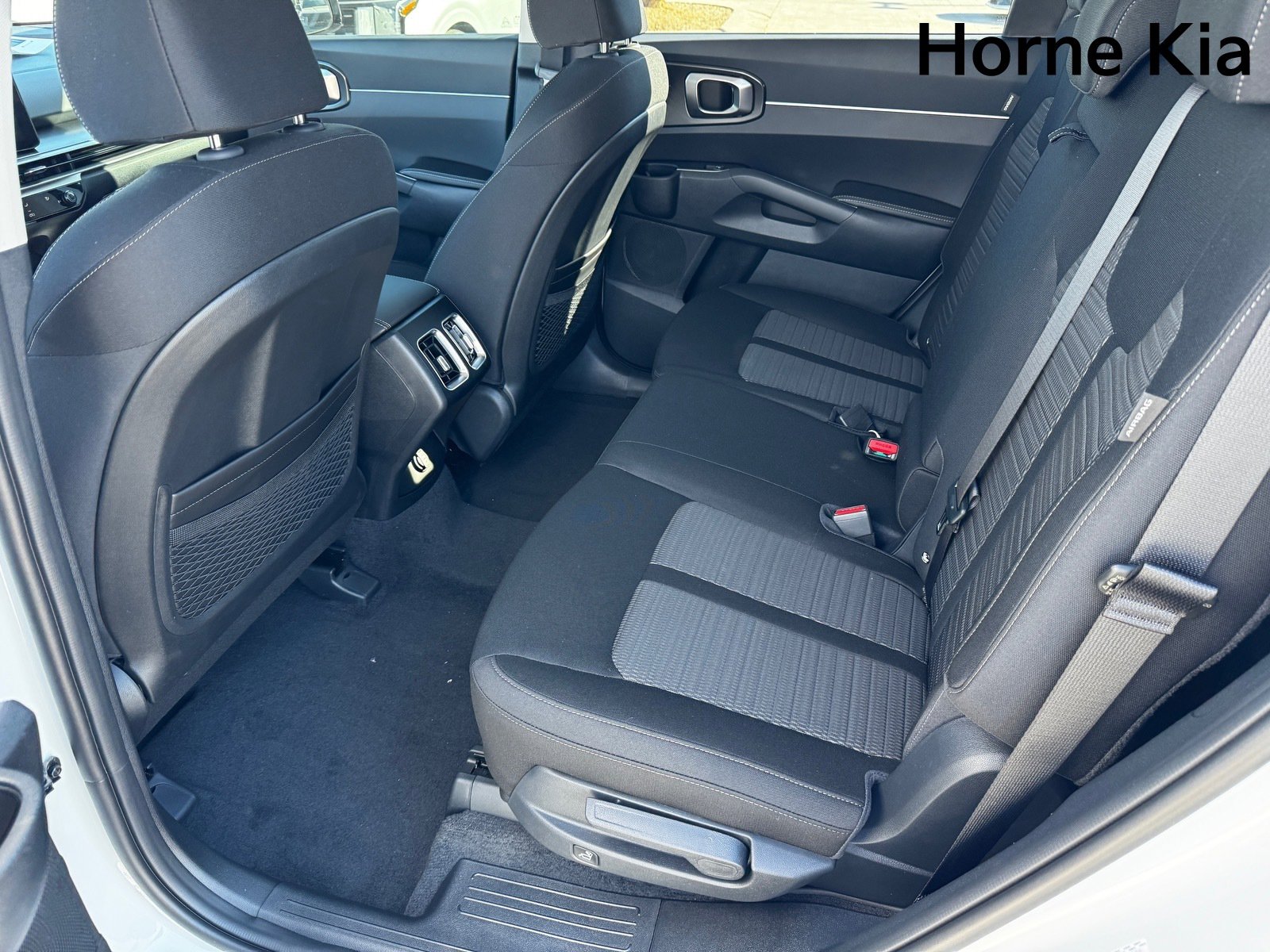 New 2026 Kia Sorento LX image 10