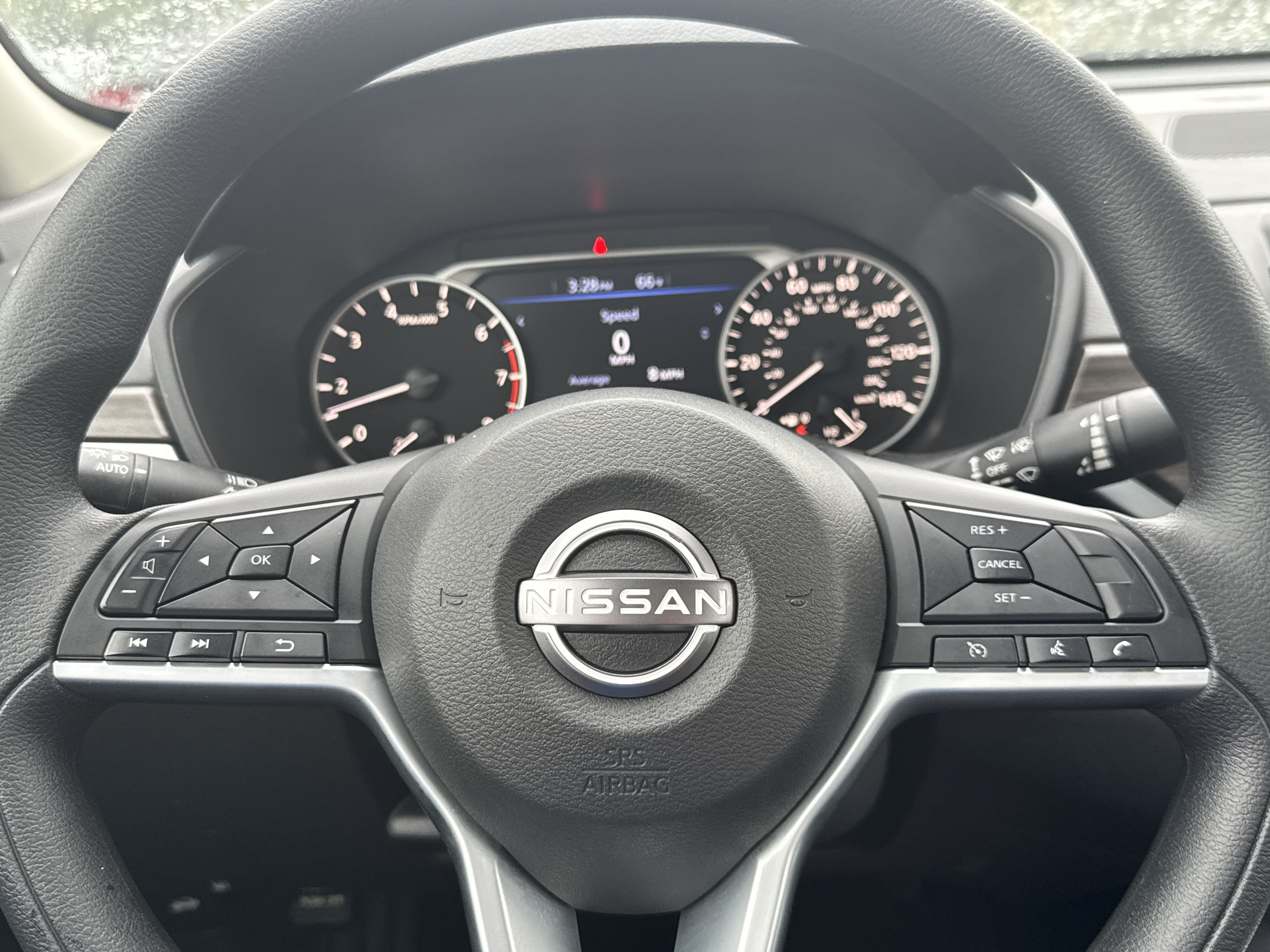 Used 2025 Nissan Altima 2.5 SV FWD image 10