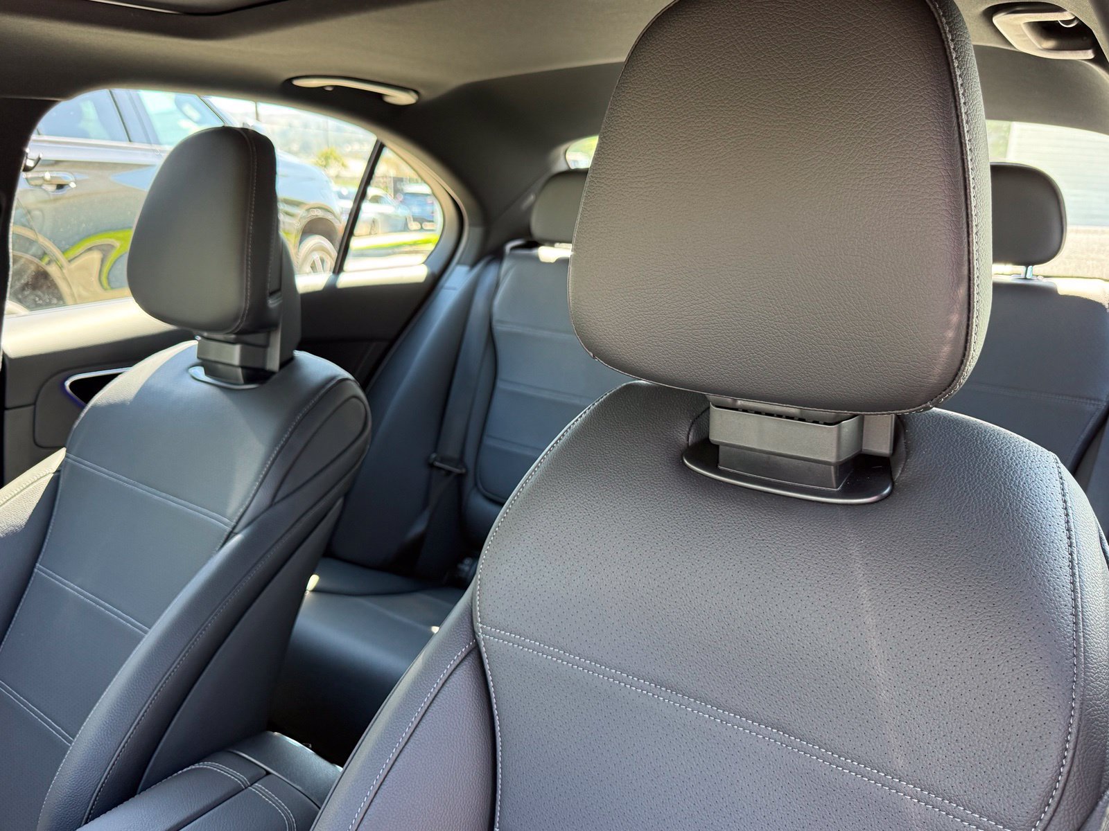 Used 2025 Mercedes-Benz C 300 Sedan image 26