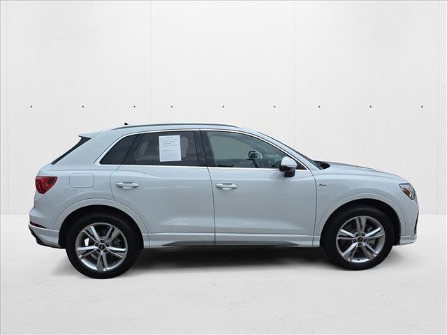 Used 2024 Audi Q3 2.0T Premium Plus w/ Premium Plus Package image 4