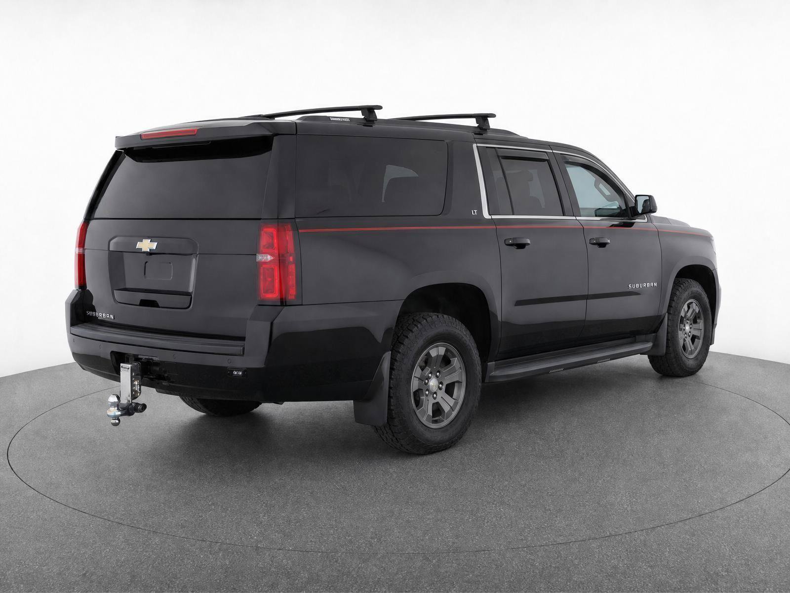 Used 2017 Chevrolet Suburban LT AWD/4WD image 4