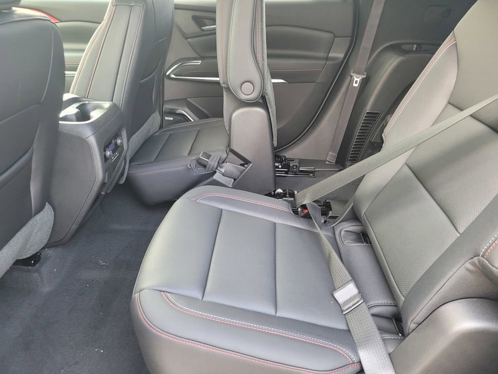 New 2026 Chevrolet Traverse Z71 w/ Enhanced Driving Package image 9