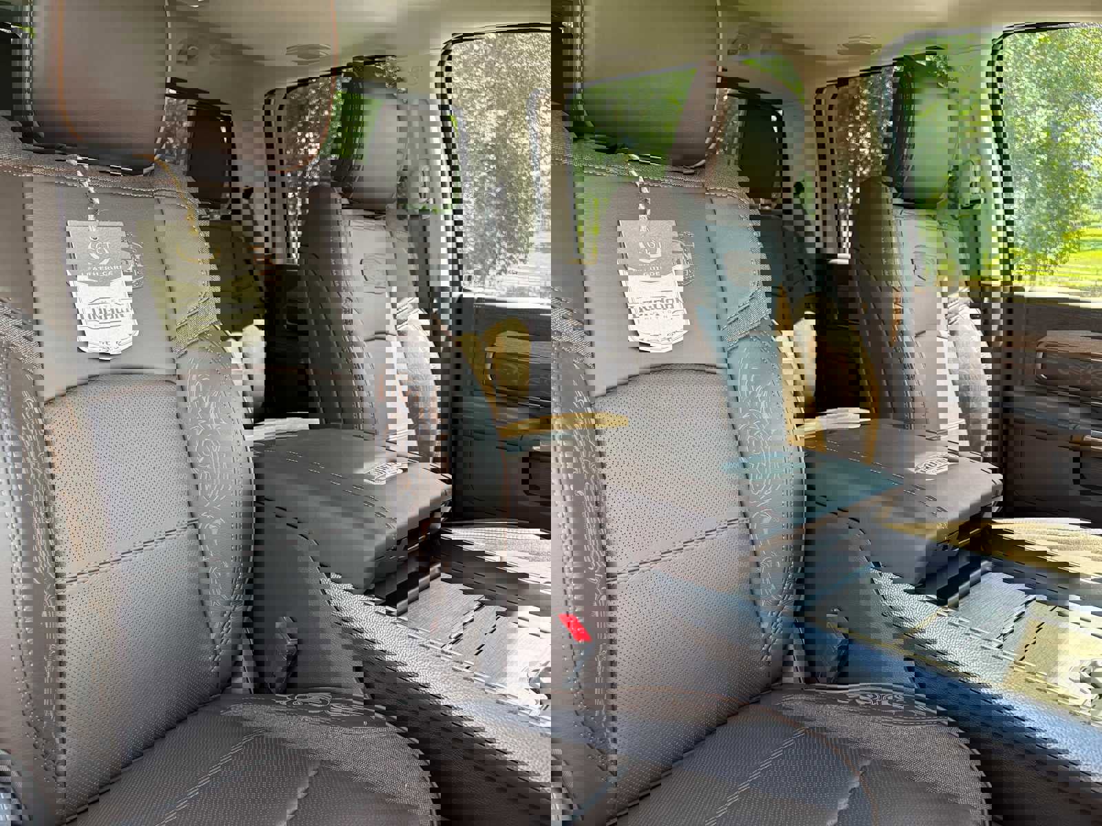 New 2025 RAM 2500 Limited image 23