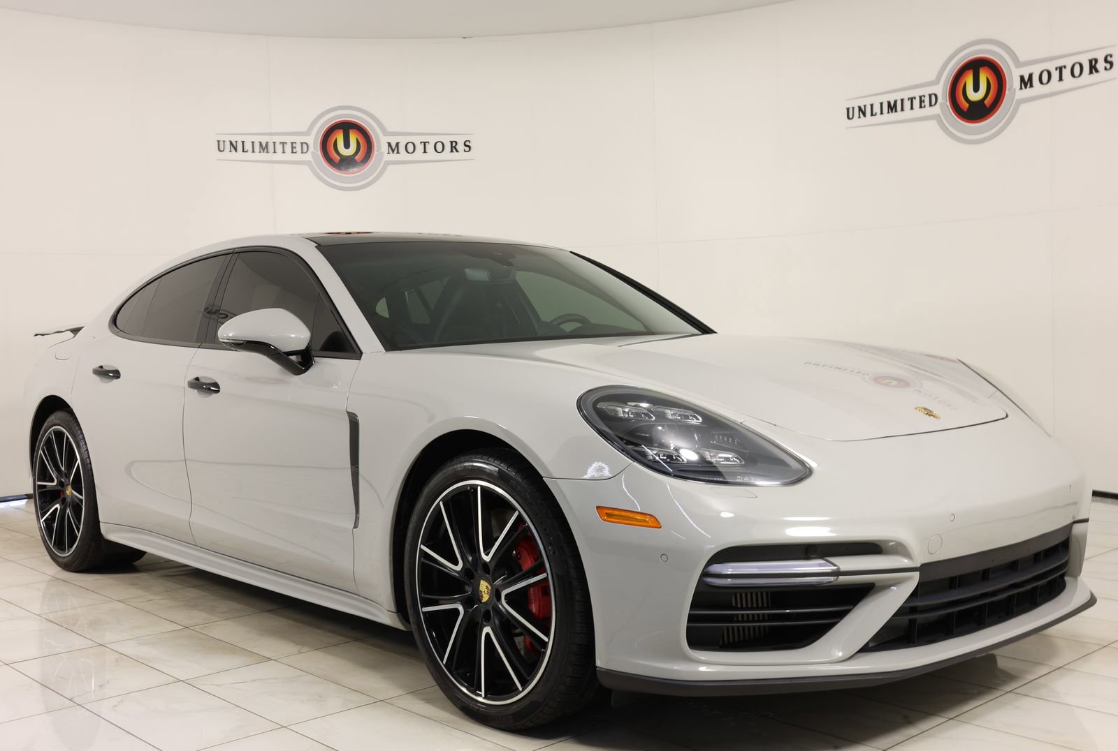 Used 2018 Porsche Panamera Turbo AWD/4WD image 39