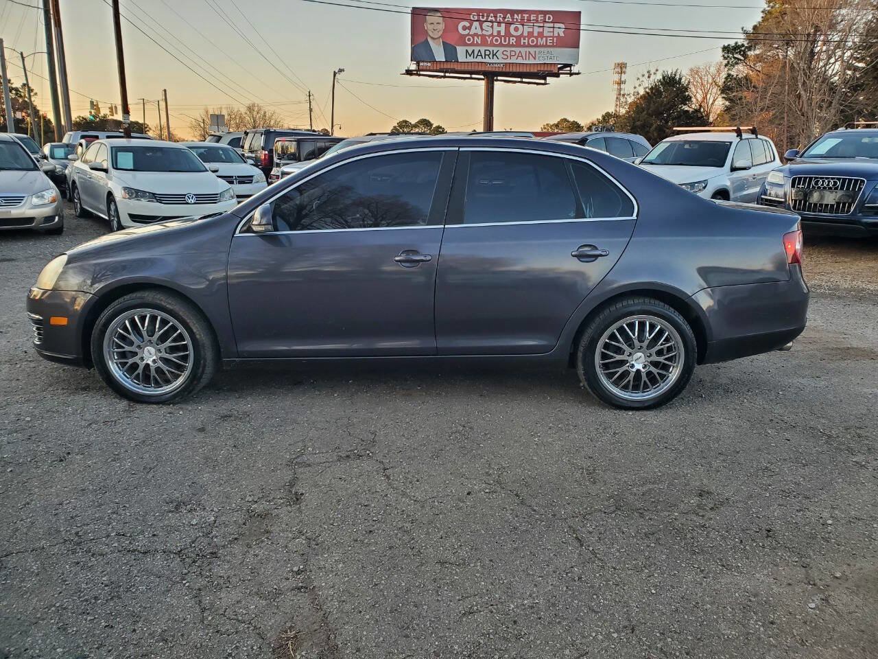 Used 2009 Volkswagen Jetta SE image 4