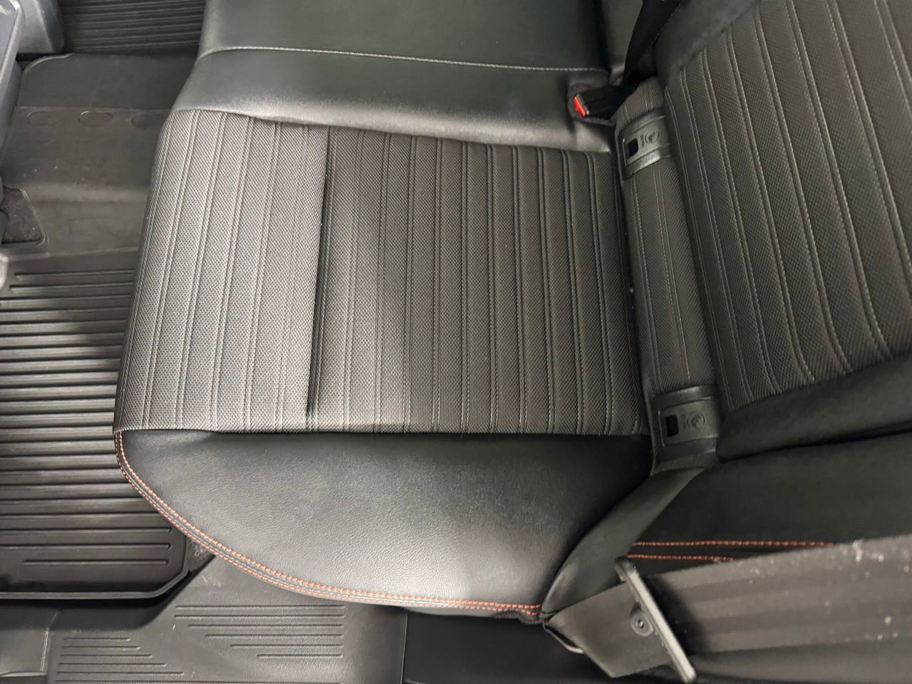 Used 2025 Nissan Rogue SV w/ Rock Creek Premium Package image 26