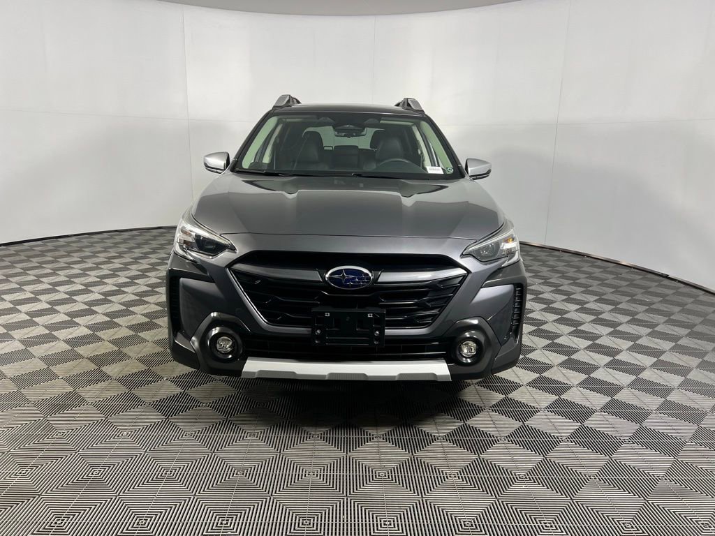 Used 2025 Subaru Outback Touring XT image 11