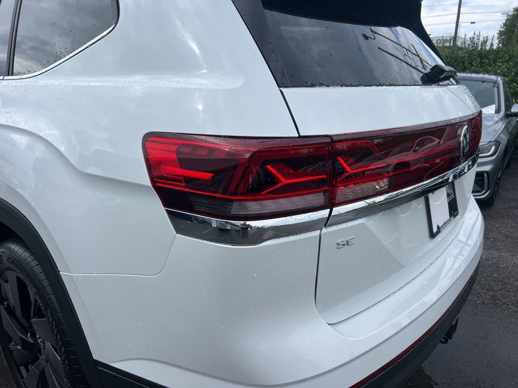 New 2026 Volkswagen Atlas SE image 12