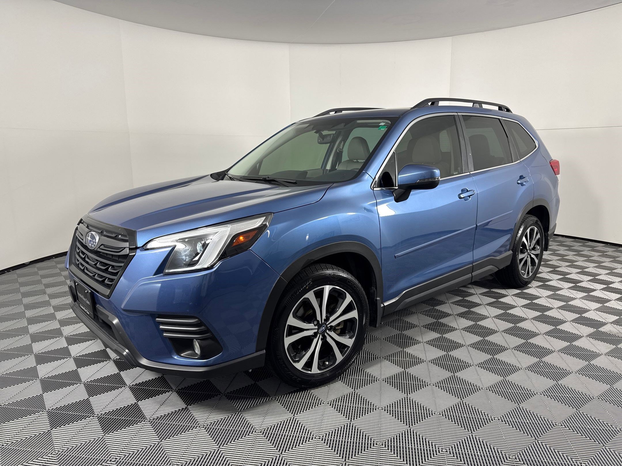Used 2023 Subaru Forester Limited