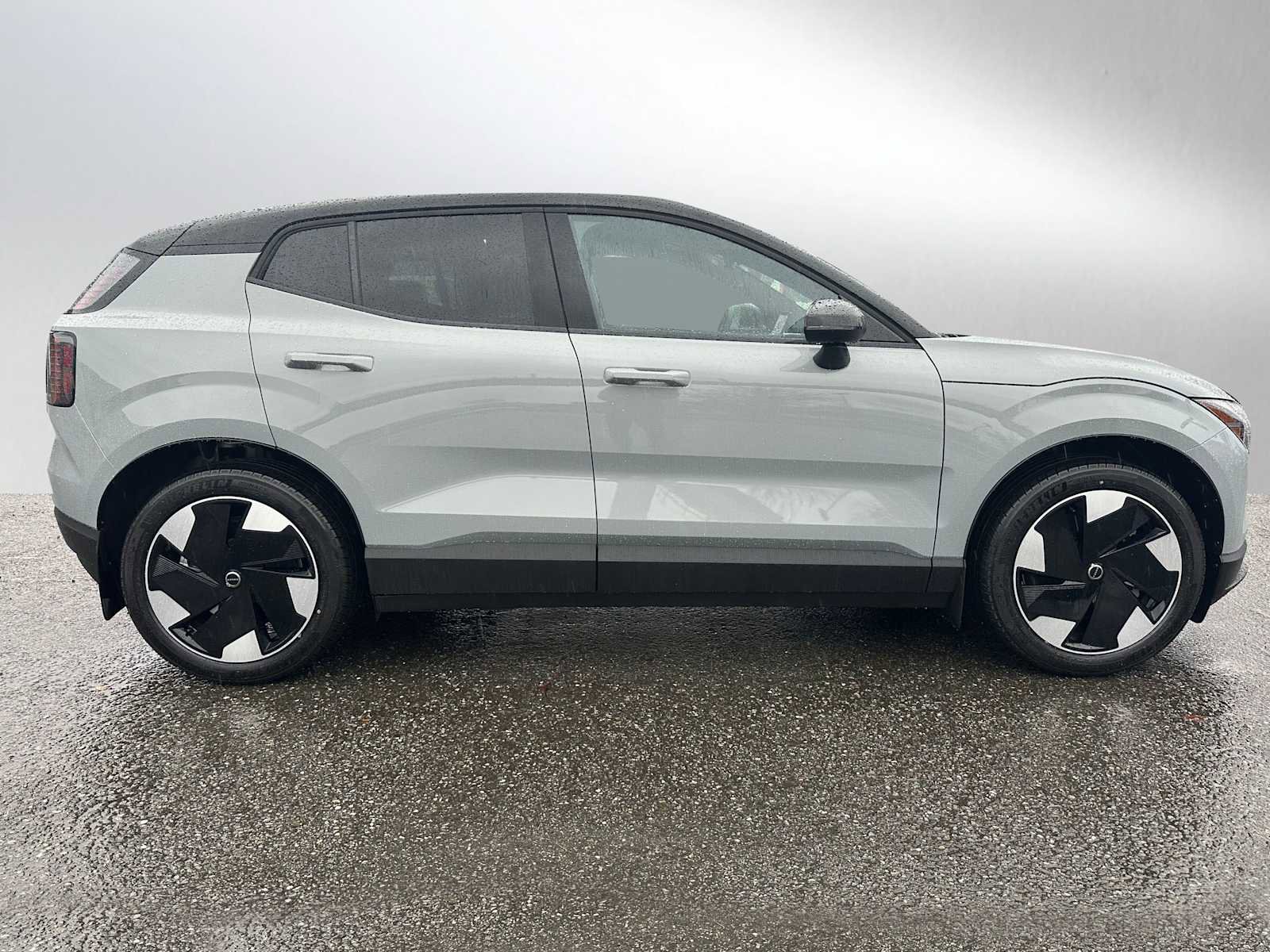 New 2026 Volvo EX30 Plus w/ Protection Package Premier AWD/4WD image 2