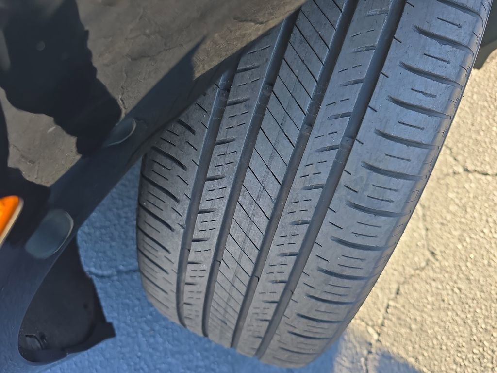 Used 2024 Buick Encore GX Sport Touring w/ Comfort Package image 31