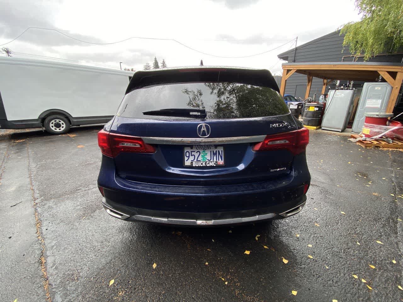 Used 2017 Acura MDX w/ Technology Package AWD/4WD image 5