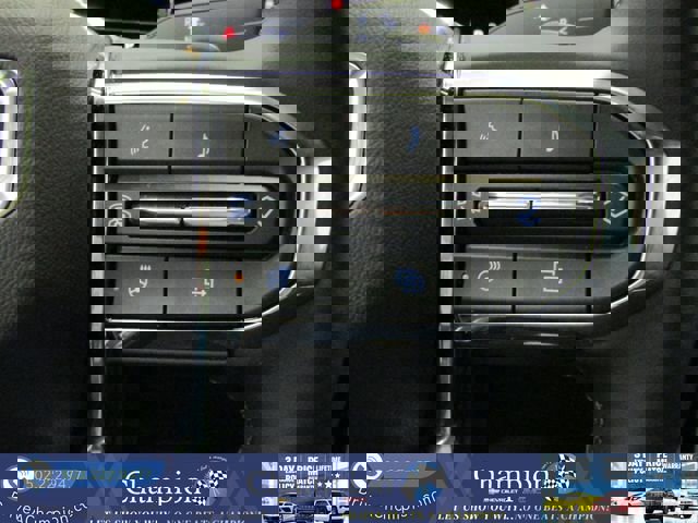 Used 2025 GMC Yukon Elevation w/ LPO, Yukon Black Package image 33