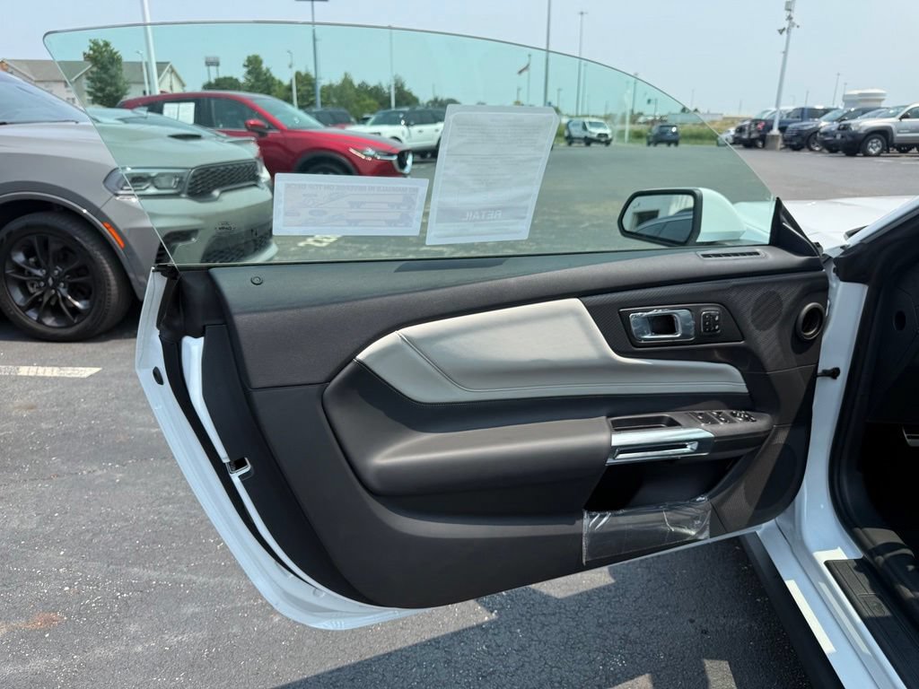 New 2026 Ford Mustang GT Premium w/ GT Performance Package RWD image 11