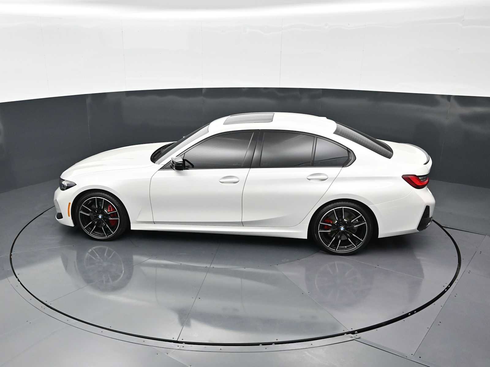 Used 2025 BMW M340i w/ Premium Package RWD image 24
