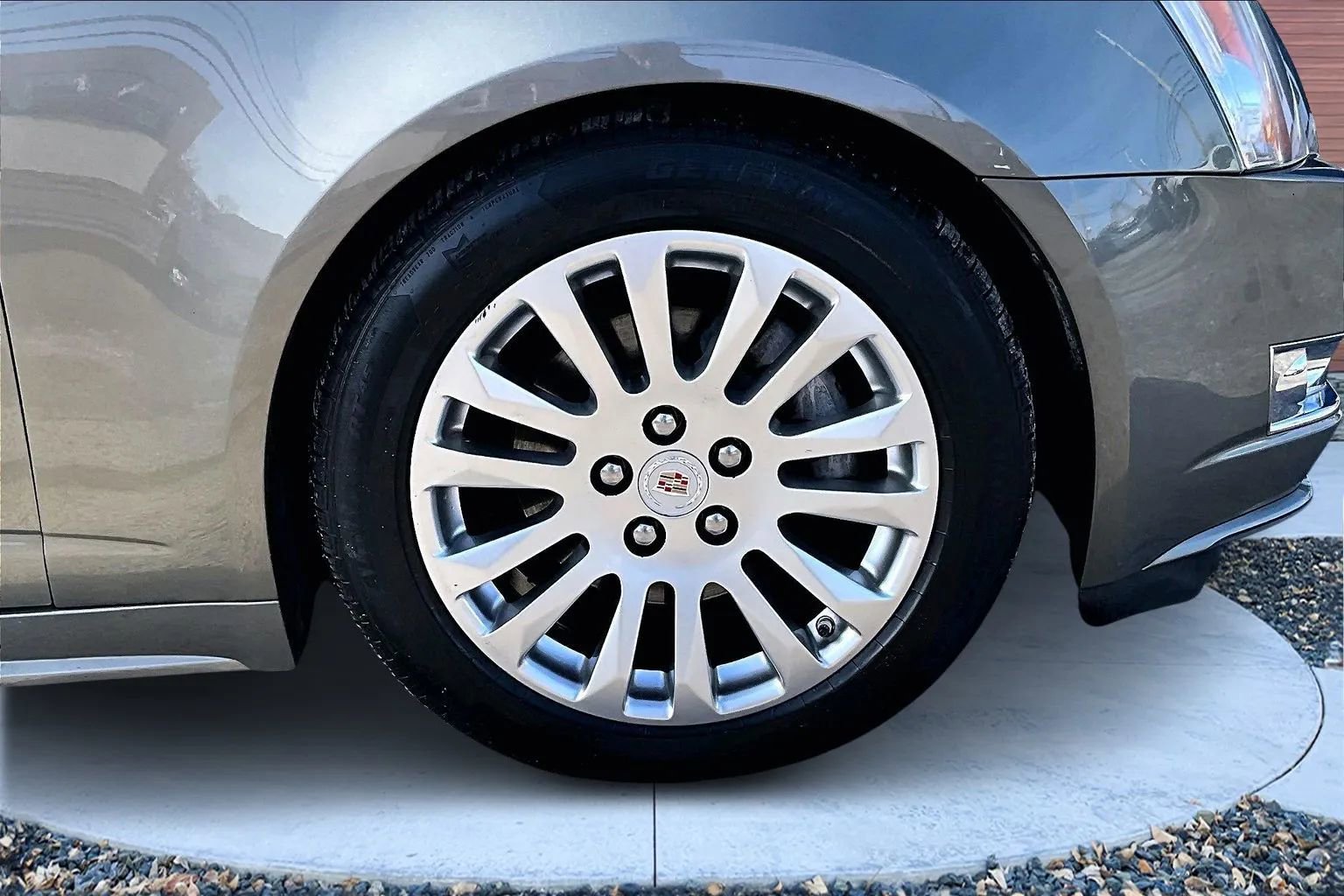 Used 2010 Cadillac CTS Performance w/ Performance Luxury Package image 8