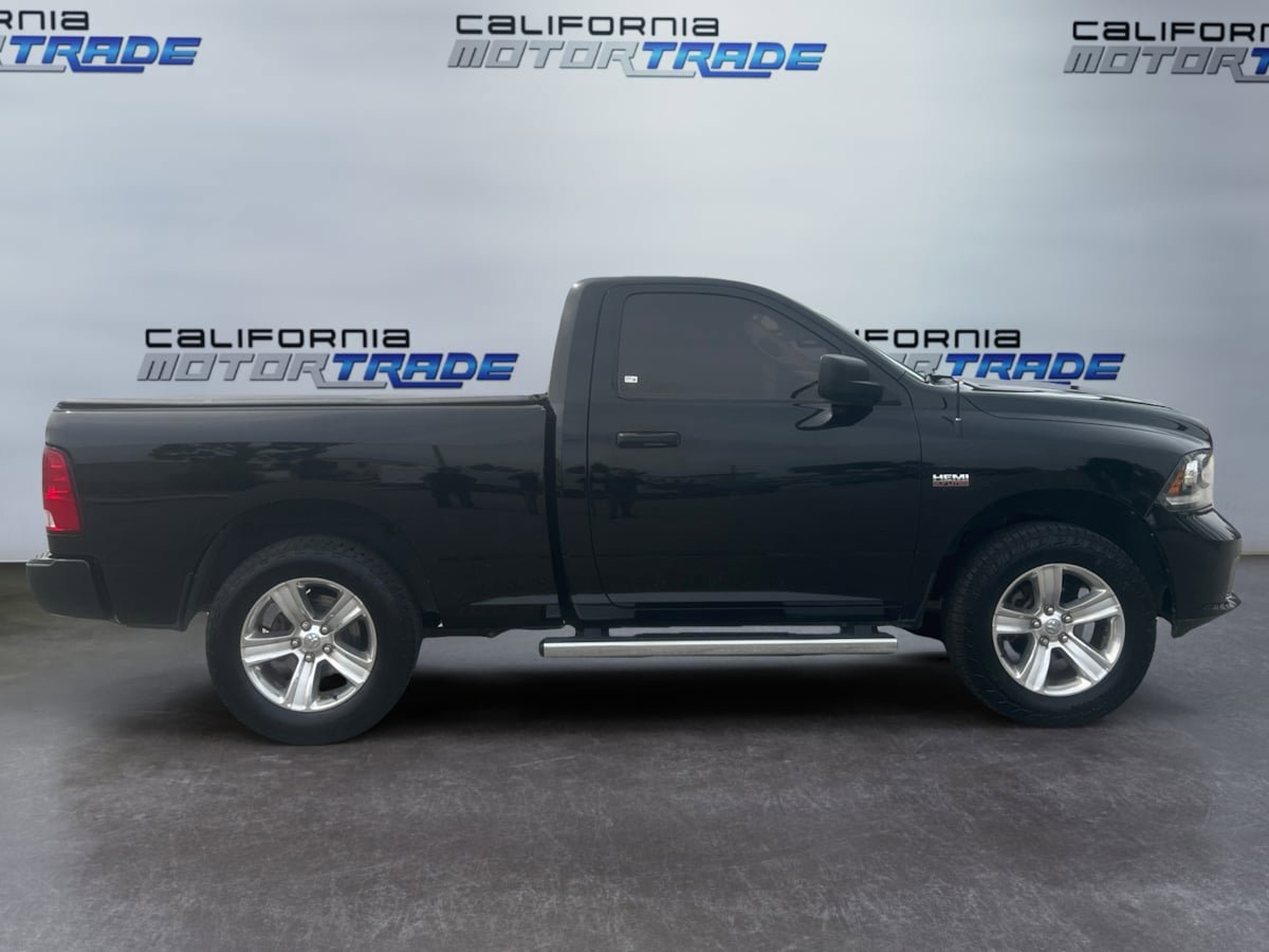 Used 2020 RAM 1500 Express w/ Express Value Package RWD image 4