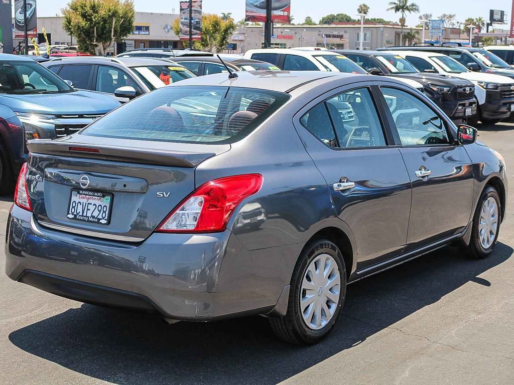 Used 2018 Nissan Versa SV FWD image 8