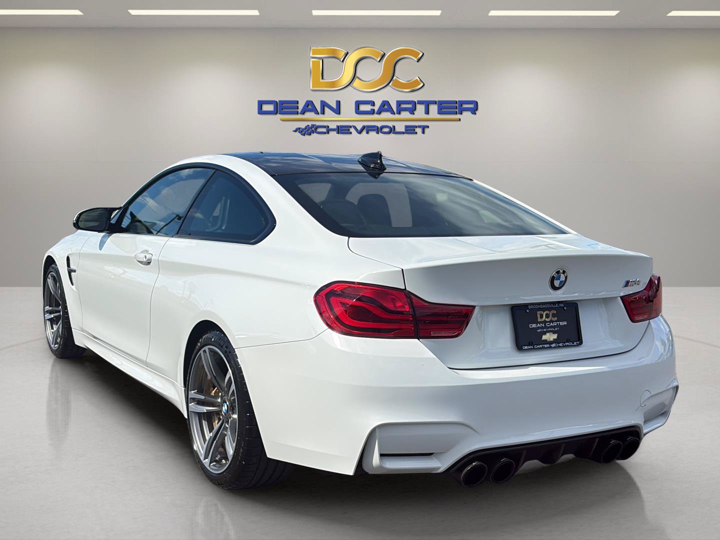 Used 2019 BMW M4 Coupe RWD image 3