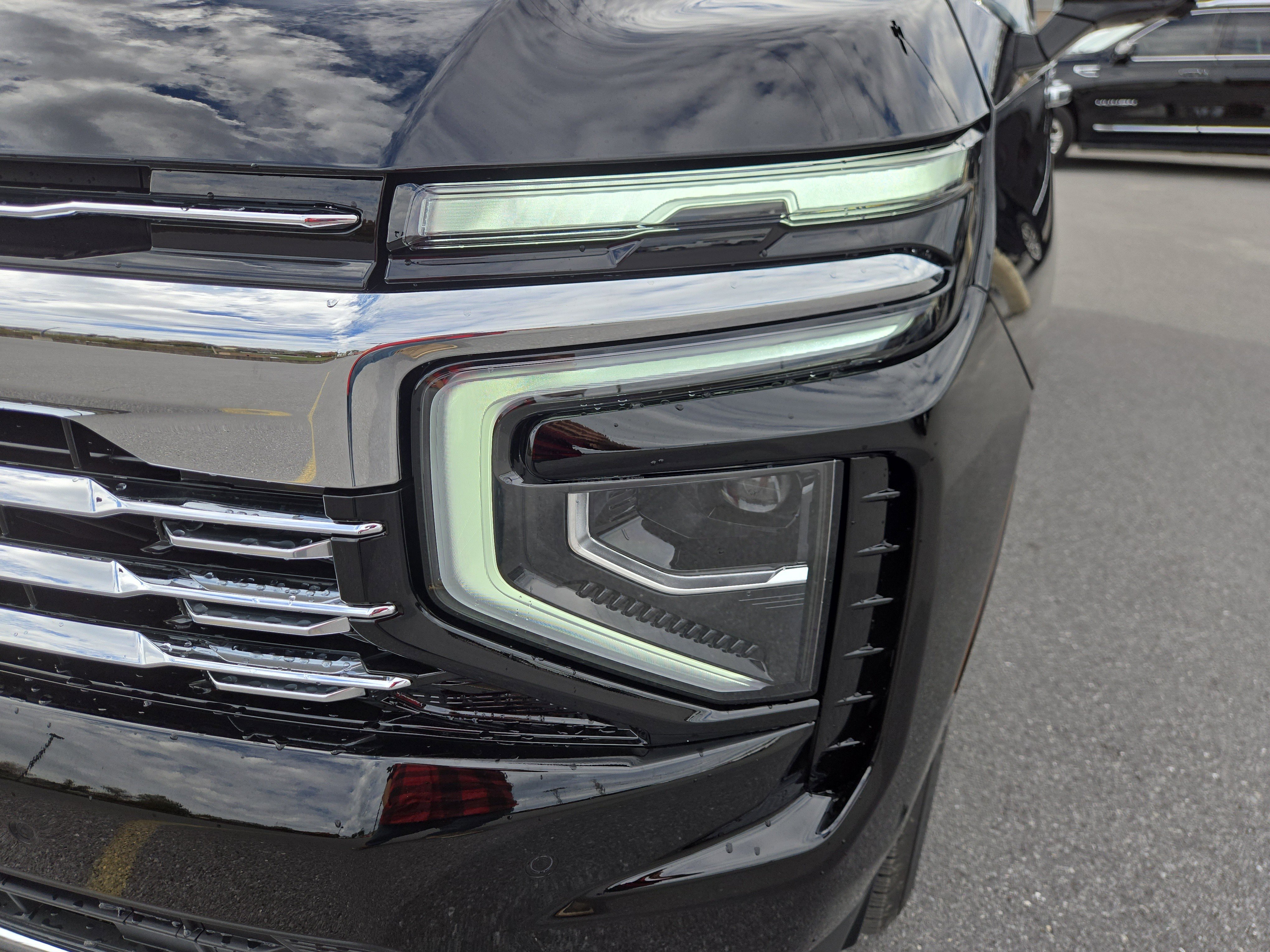 New 2026 Chevrolet Suburban Premier image 10