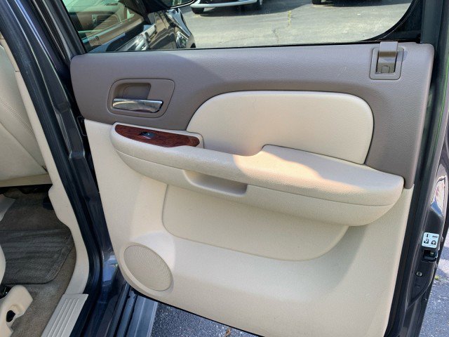 Used 2011 Chevrolet Avalanche LS RWD image 15