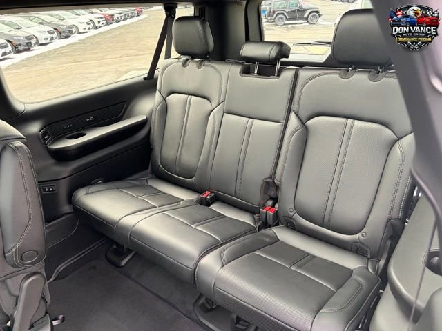 New 2026 Jeep Grand Wagoneer L Limited AWD/4WD image 13