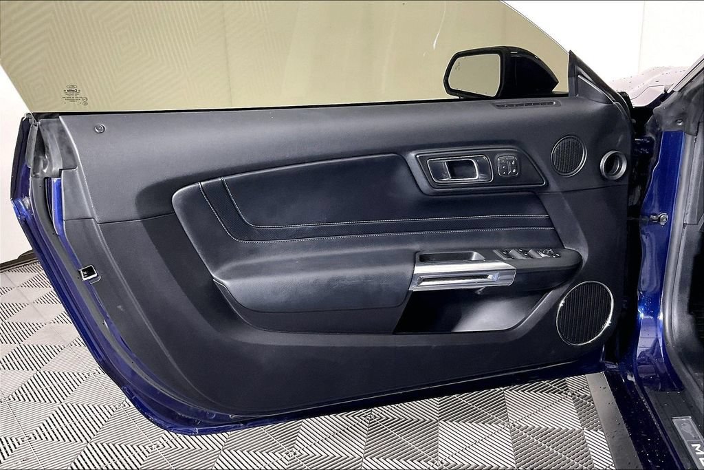 Used 2019 Ford Mustang GT Premium w/ Equipment Group 401A RWD image 21