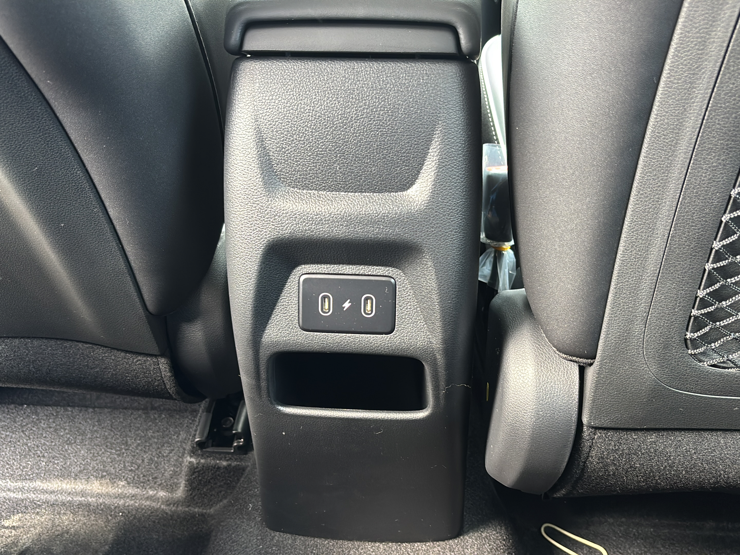 New 2026 Hyundai Venue SEL FWD image 14
