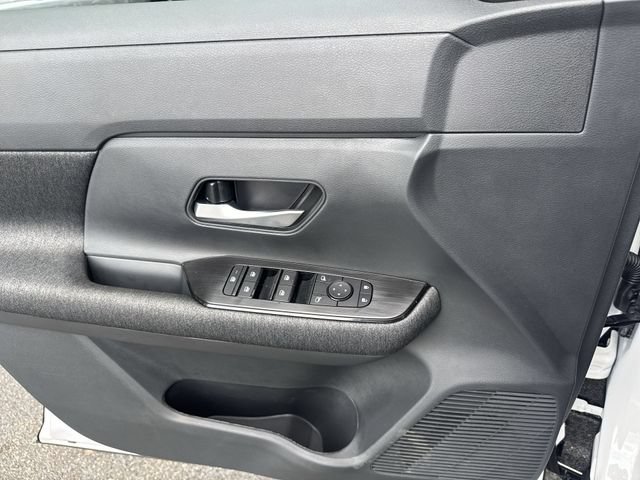 New 2026 Nissan Kicks SV w/ Cold Weather Package FWD image 27