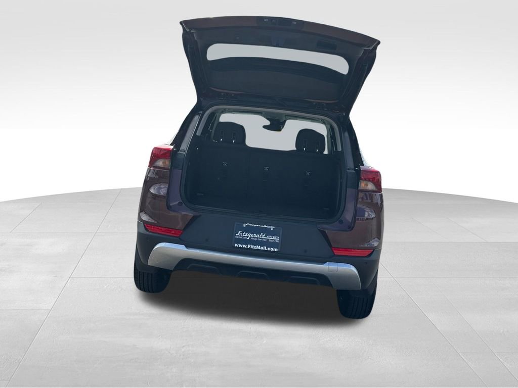 Used 2022 Chevrolet TrailBlazer LT w/ Sun and Liftgate Package image 9