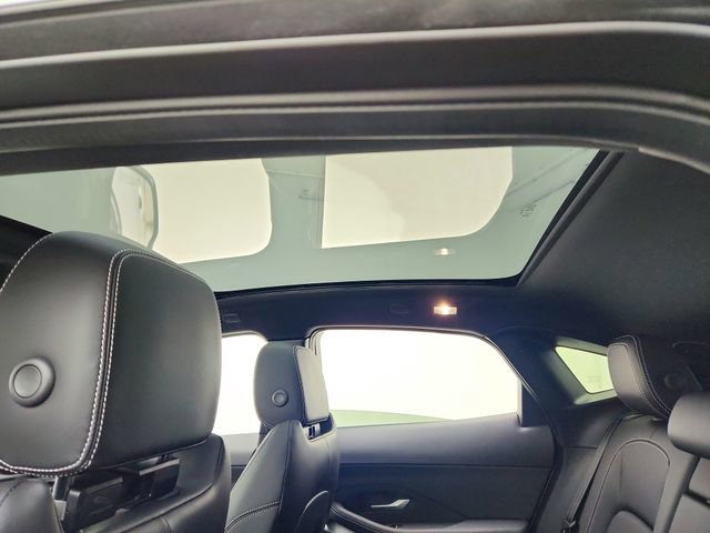 Certified 2024 Jaguar E-PACE R-Dynamic SE image 23