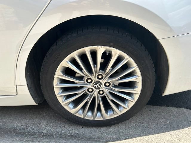 Used 2019 Toyota Avalon Limited w/ Advanced Safety Package FWD image 34