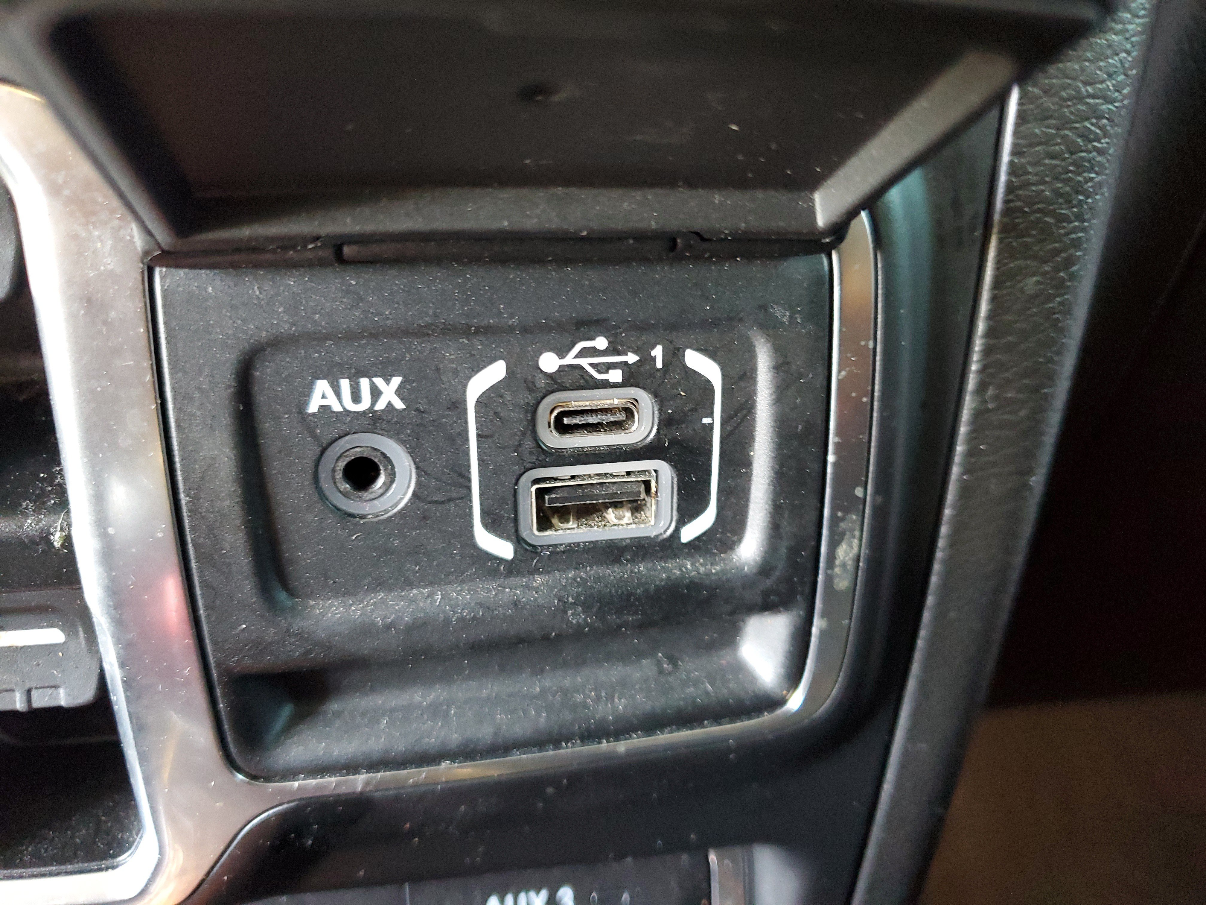 Used 2023 Jeep Gladiator Mojave w/ LED Lighting Group AWD/4WD image 28