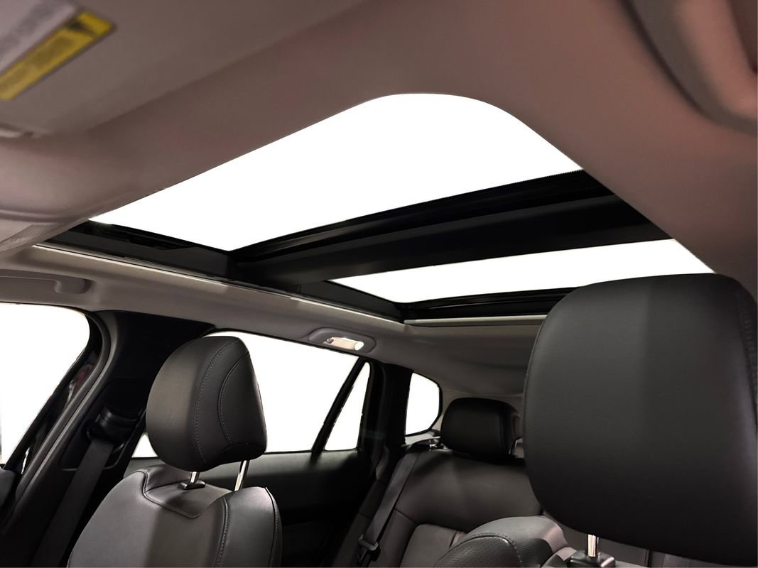 Used 2024 MAZDA CX-50 AWD 2.5 S w/ Cargo Package image 24